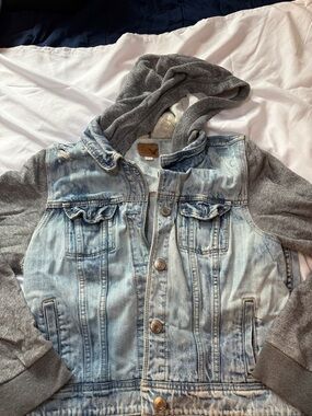 American Eagle Outfitters Light Blue Denim Jacket with Gray Hood & Sleeves